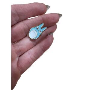 WIDE EYE BUNNY Enamel Pin